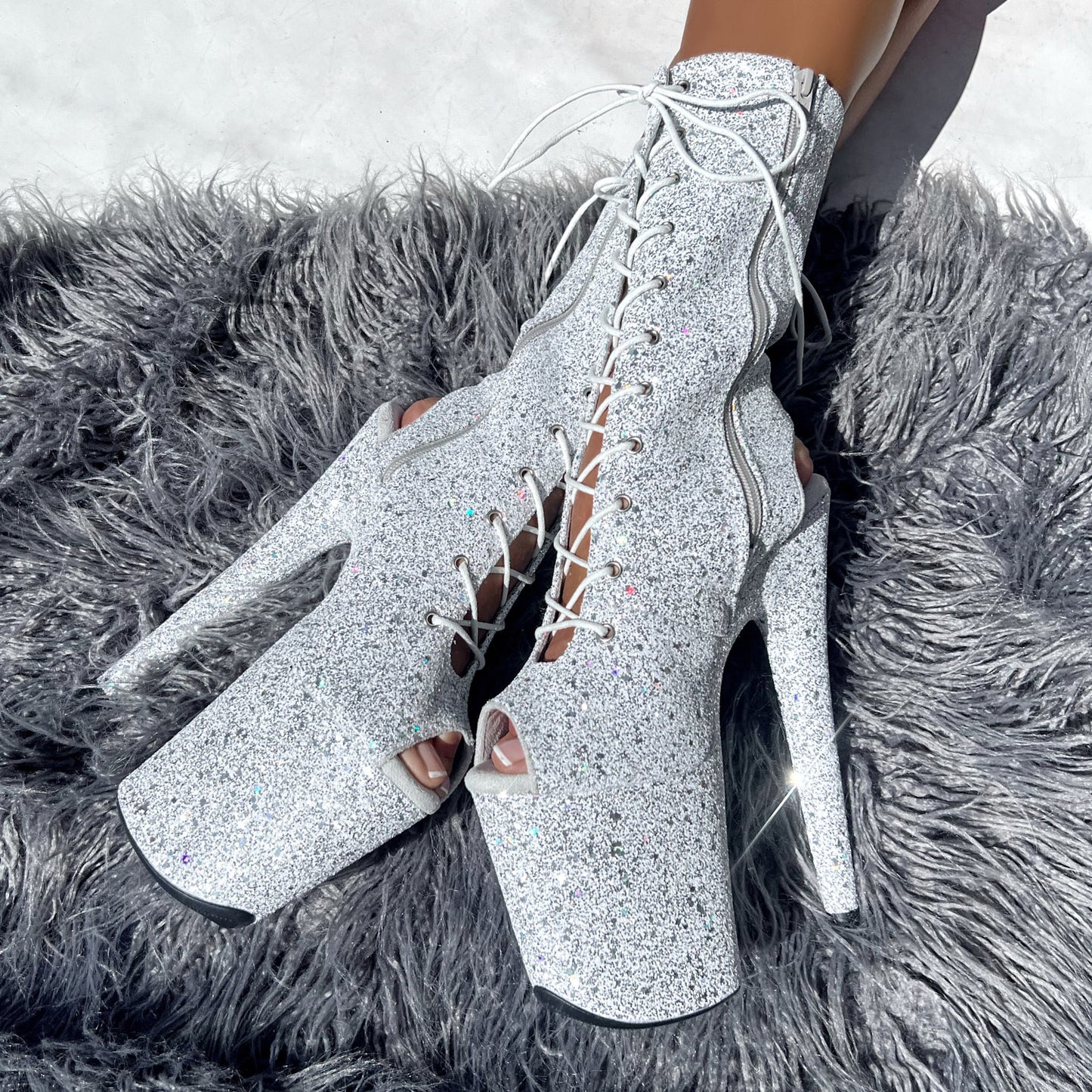 The Glitterati Xtra - OHOT Boot - Fairydust - 8INCH