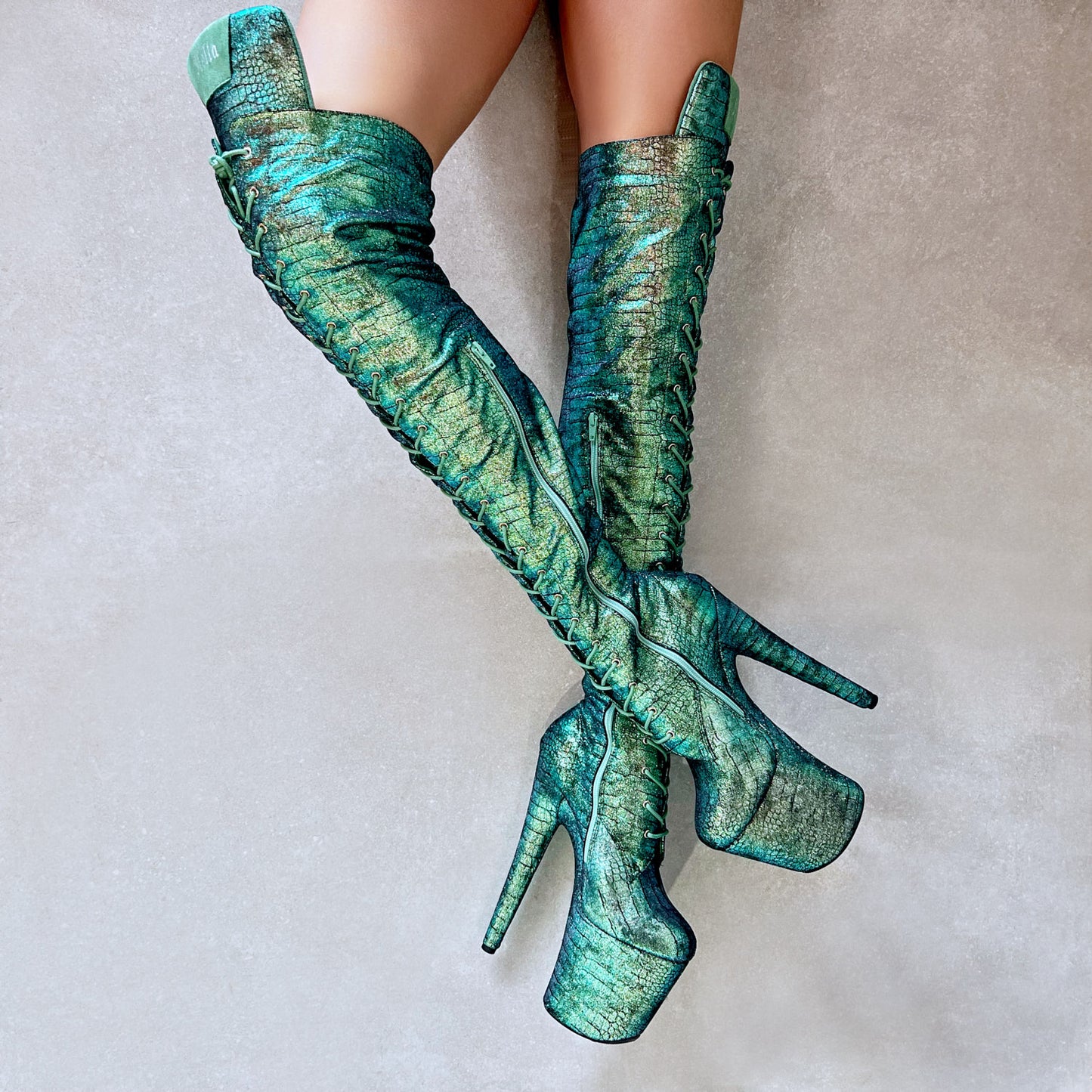 Mermaid Dreams Thigh High Front Lace - 8INCH