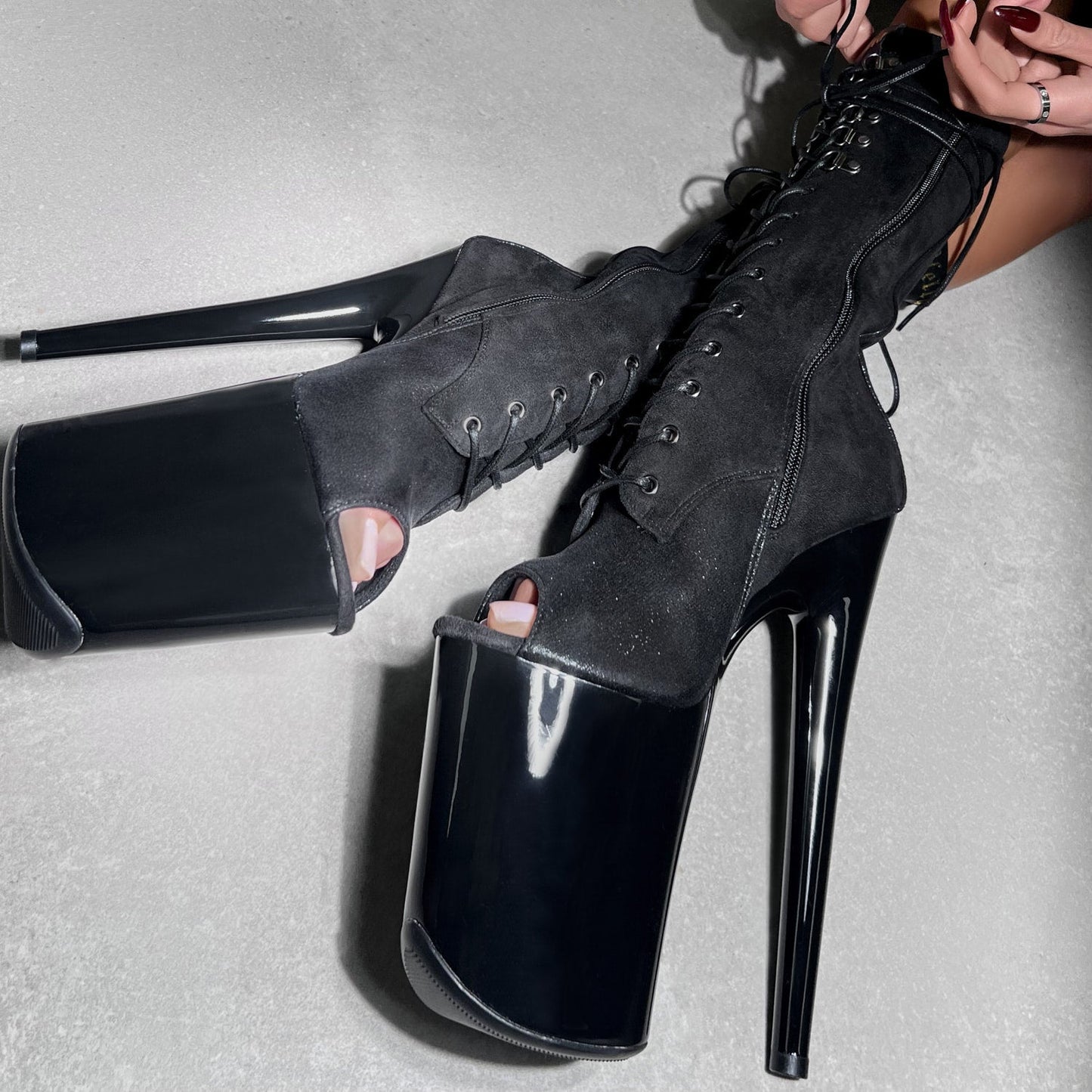 Blaq Kicks Open Toe - 9 INCH