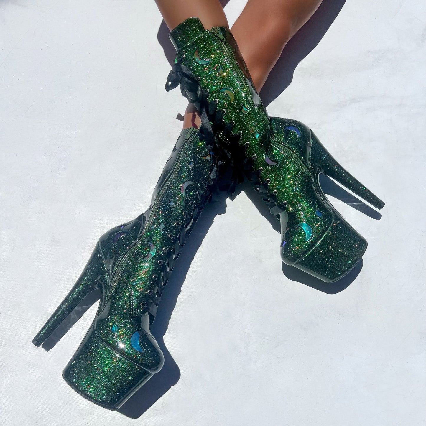 The Glitterati Cosmic Boot - Emerald Sparkle - 7INCH