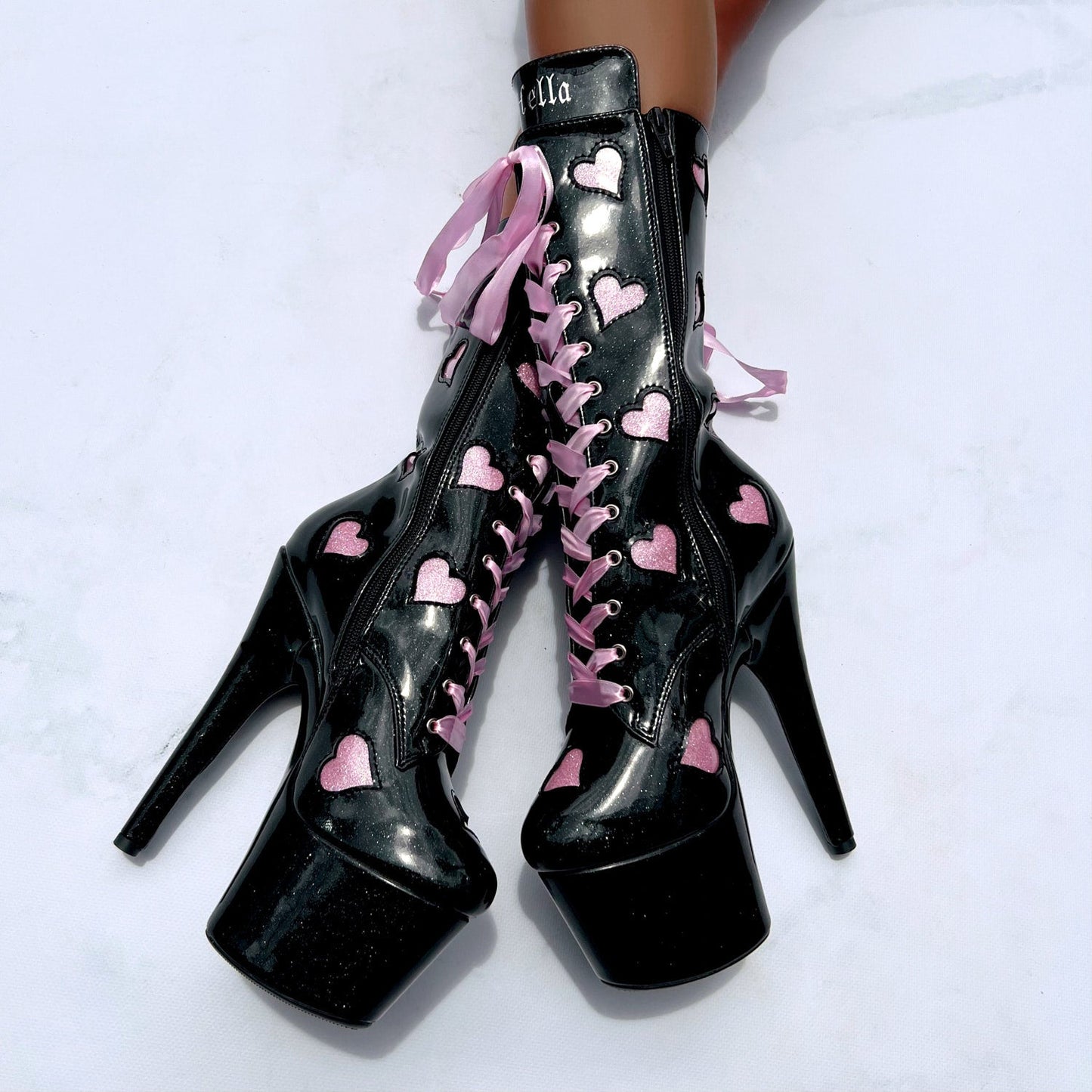 CUPID'S CHOKEHOLD - BLACK RIBBON BOOT - 7INCH - LIMITED ED.