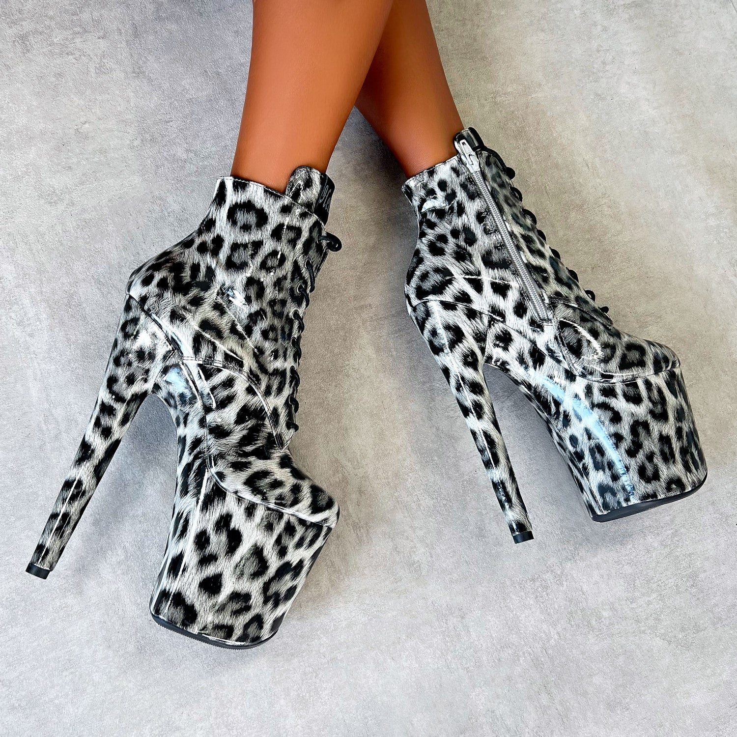 Snow Leopard Ankle Boot 8 INCH