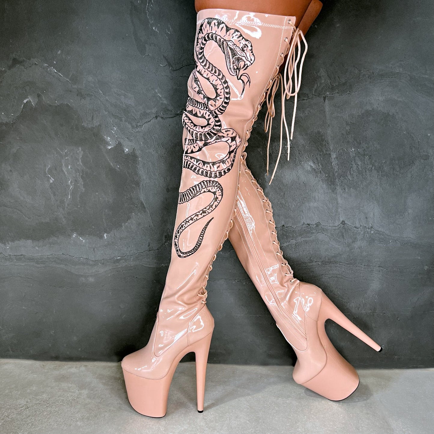 VIPER Boot Tan with Black Thigh High - 8INCH