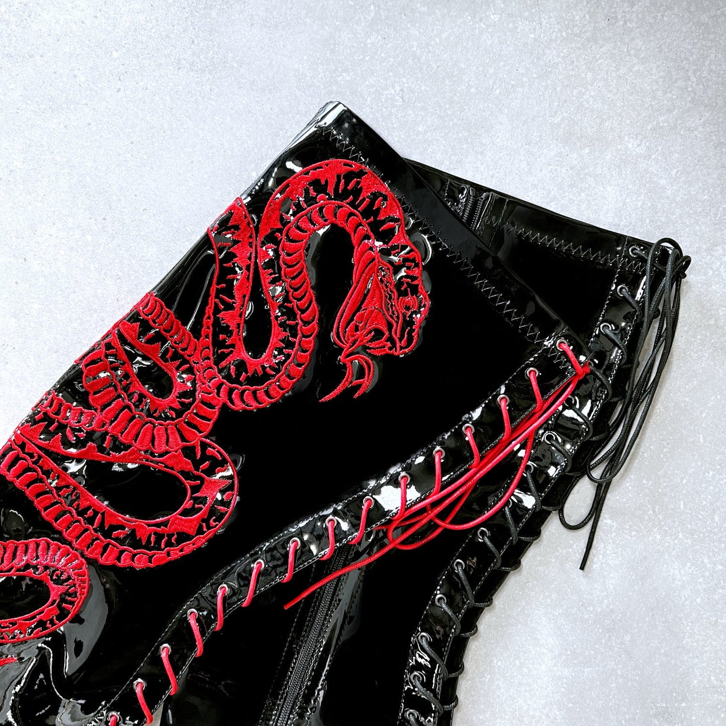 VIPER Boot Black with Red Thigh High - 7INCH