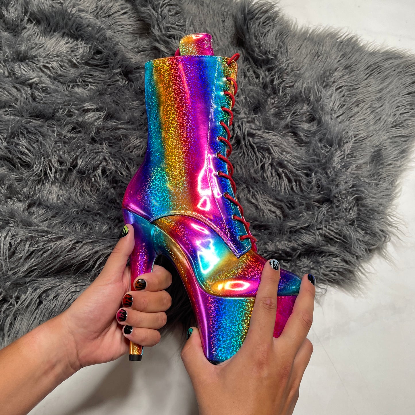 Pride Boot Limited Edition - 7 INCH