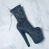 Classique Shoe Protector - HellGirl Grey/White